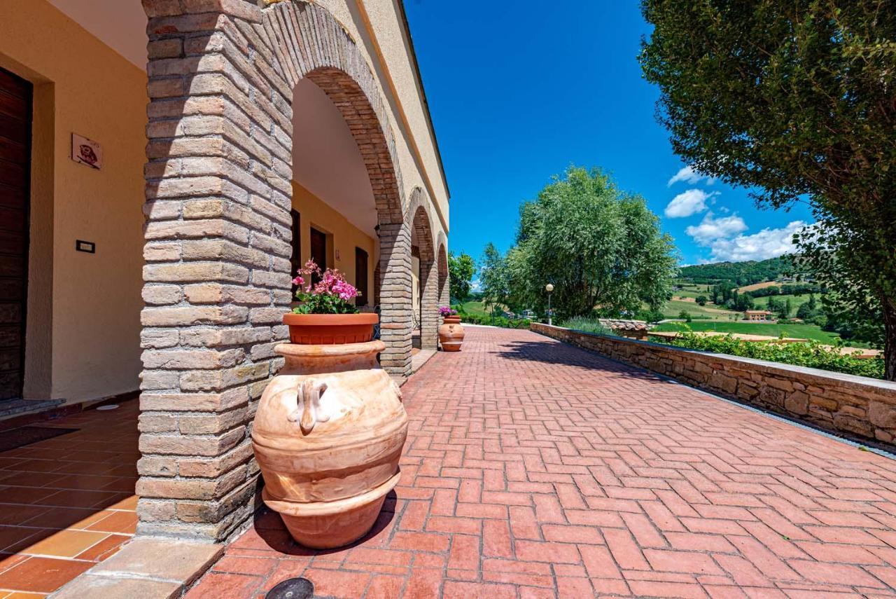 Abadia Farneto Villa Gubbio Luaran gambar