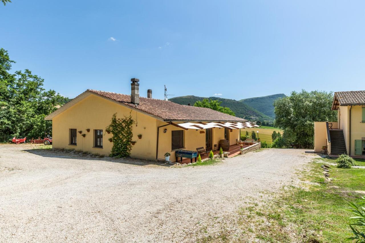 Abadia Farneto Villa Gubbio Luaran gambar